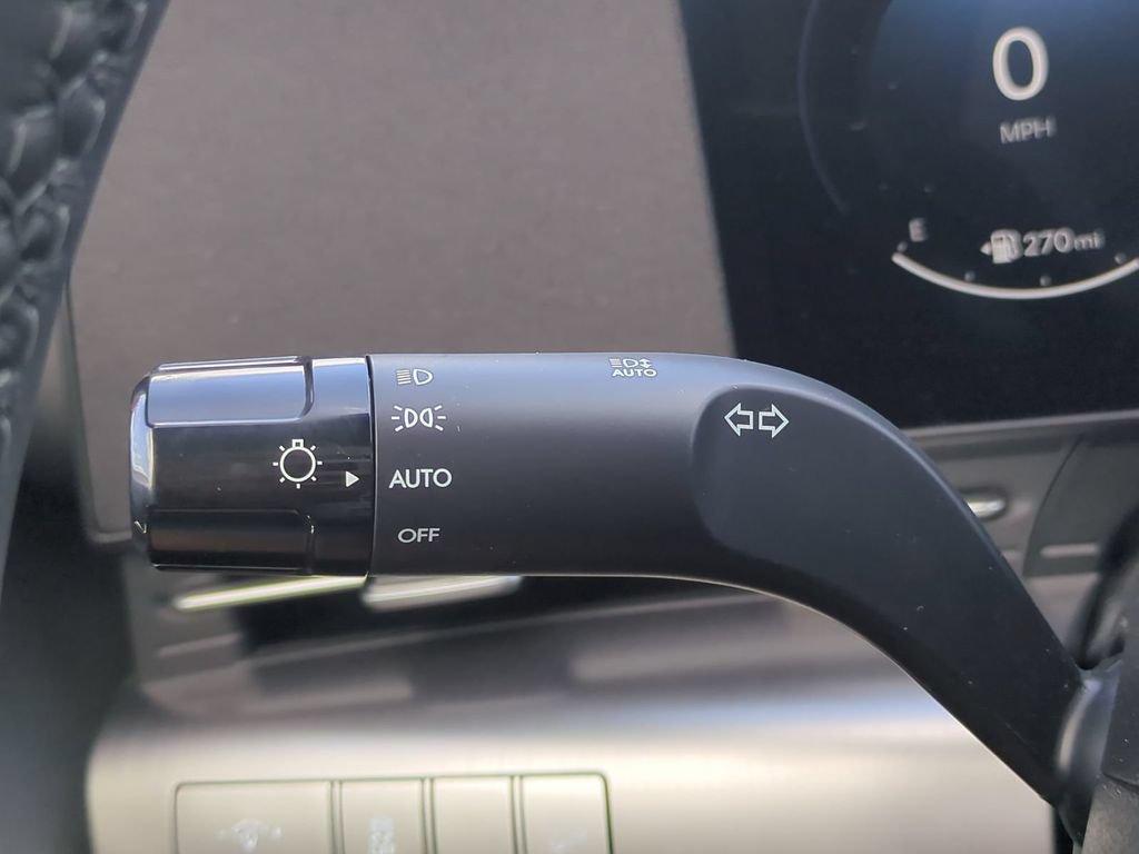 New 2026 Hyundai Kona Limited FWD image 32