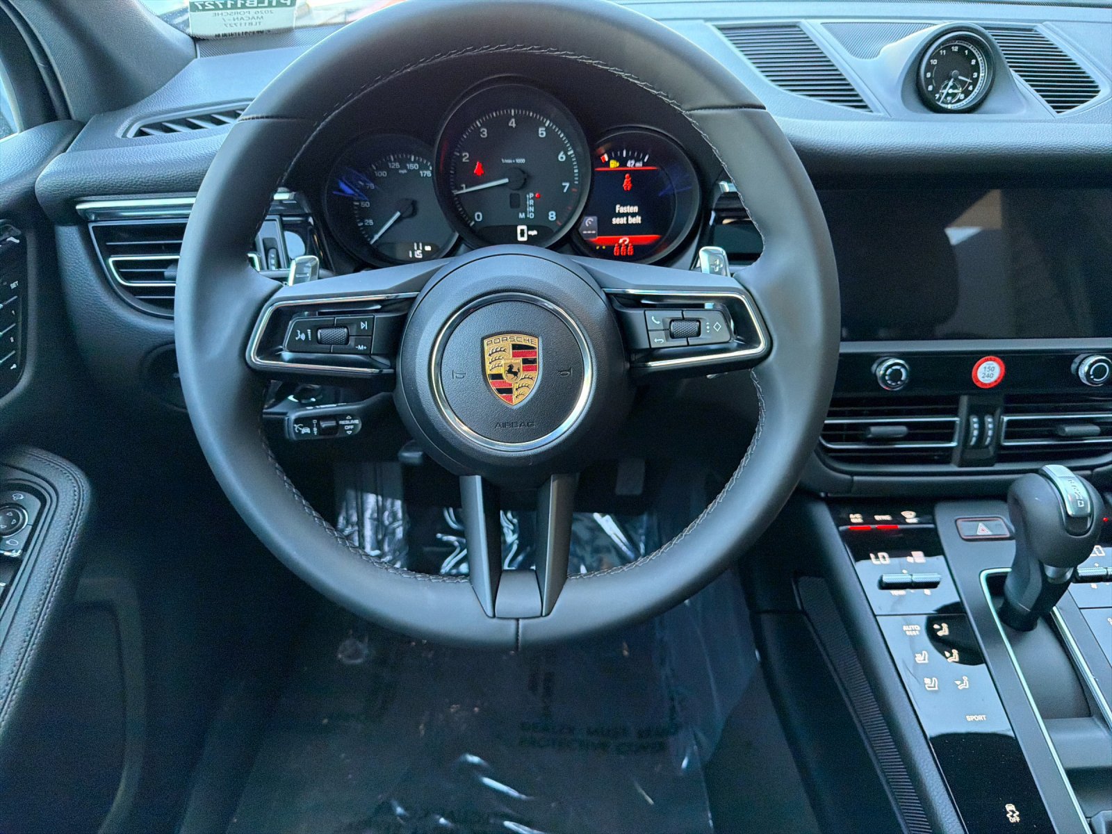 New 2026 Porsche Macan AWD/4WD image 14