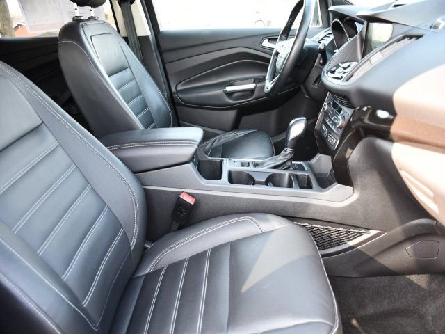 Used 2018 Ford Escape Titanium image 24