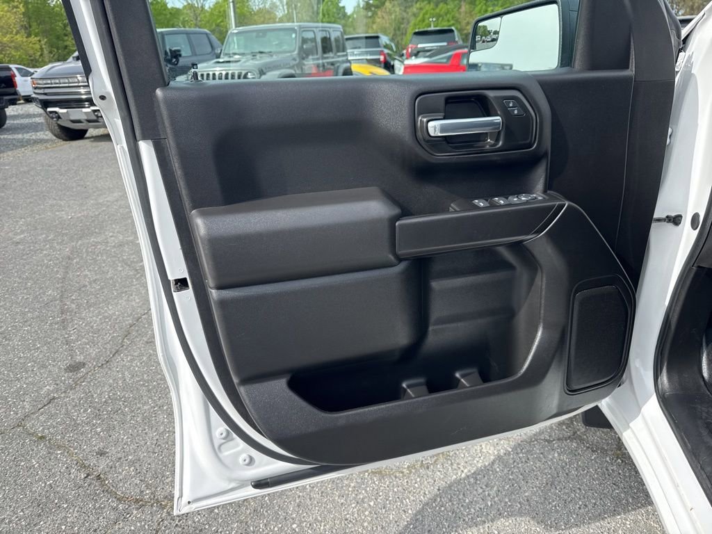 Used 2025 GMC Sierra 1500 Pro w/ Pro Value Package image 21