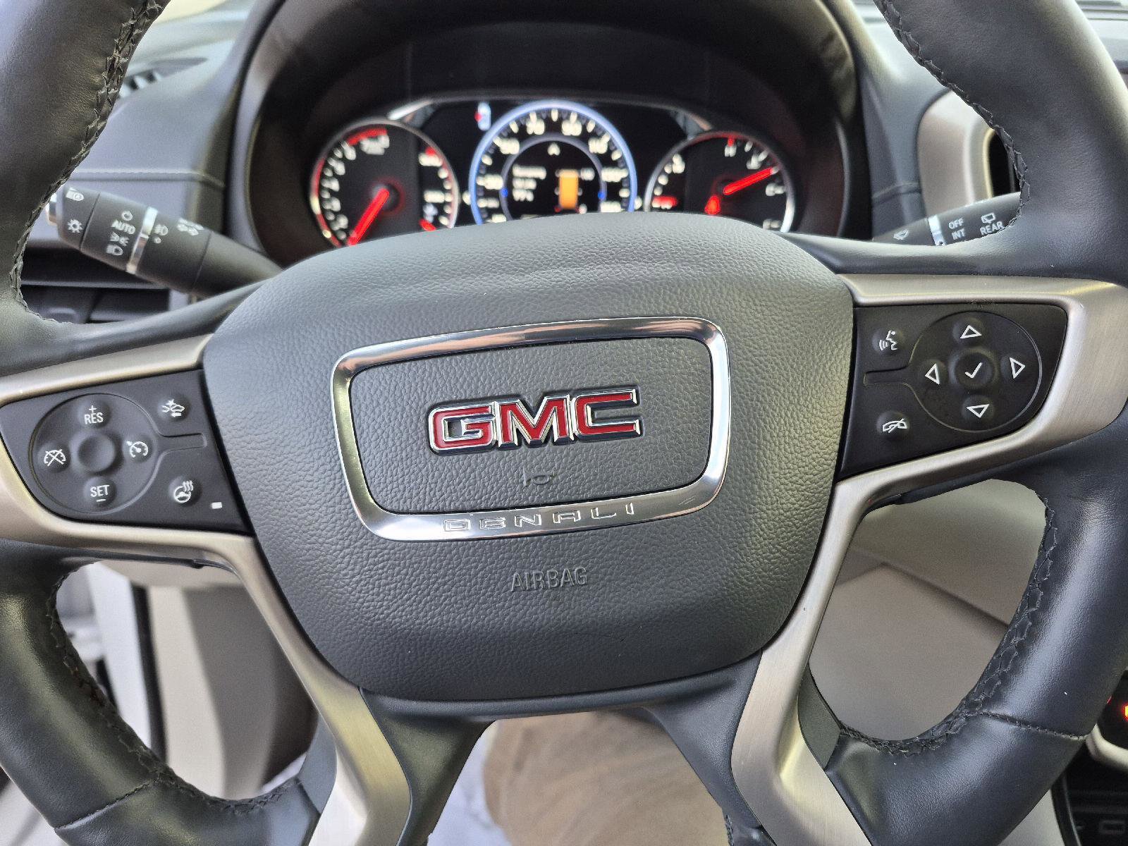Used 2024 GMC Terrain Denali w/ Denali Premium Package image 12