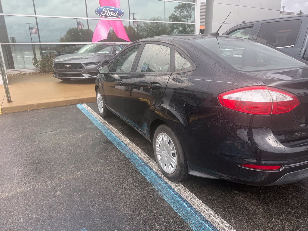 Used 2019 Ford Fiesta S FWD image 2