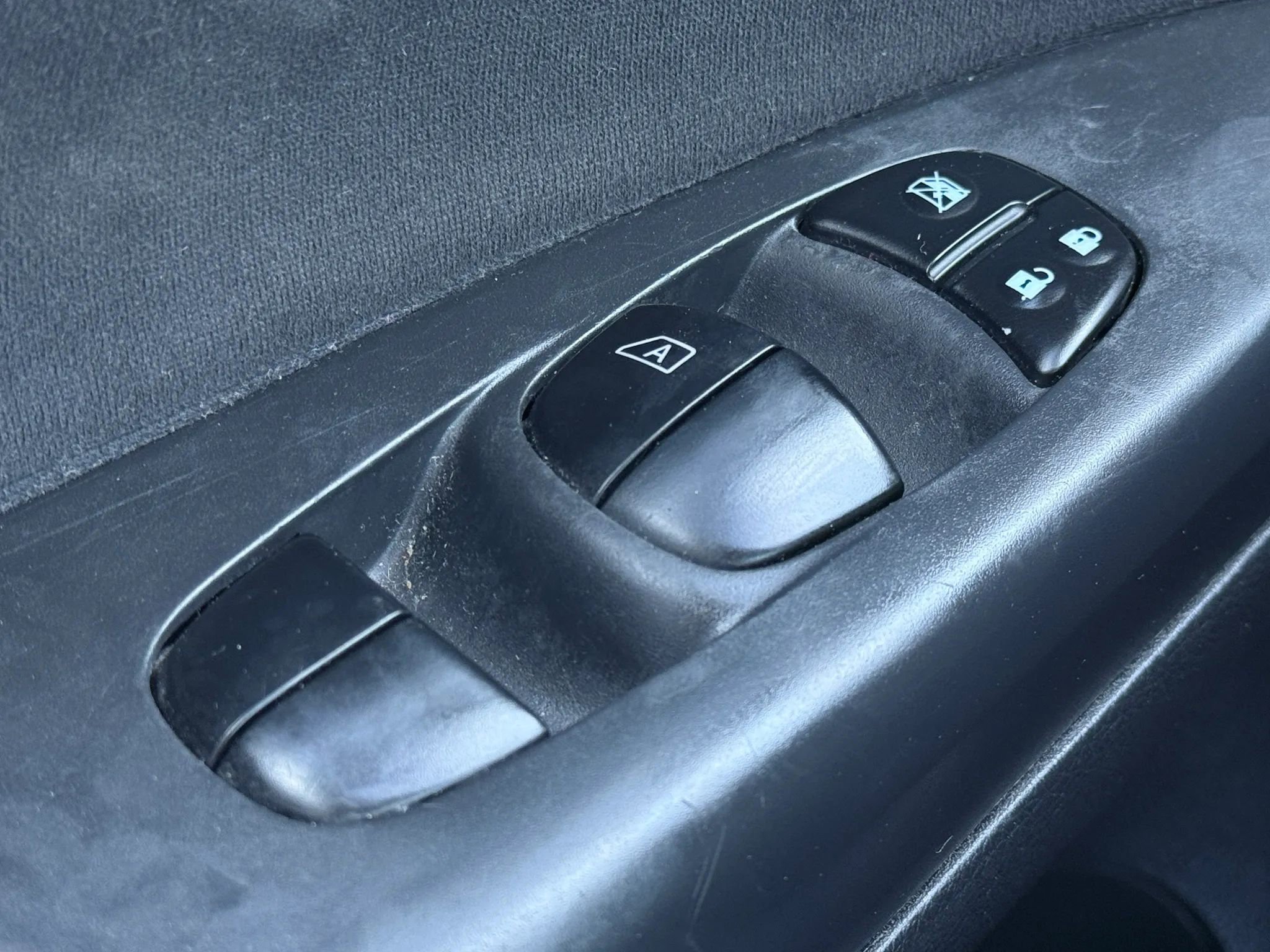 Used 2013 Nissan Sentra SV w/ Driver Pkg image 23