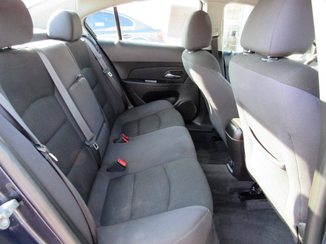 Used 2014 Chevrolet Cruze LT FWD image 7