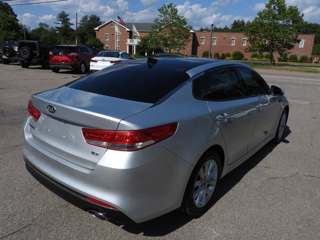 Used 2018 Kia Optima EX w/ Premium Package FWD image 6
