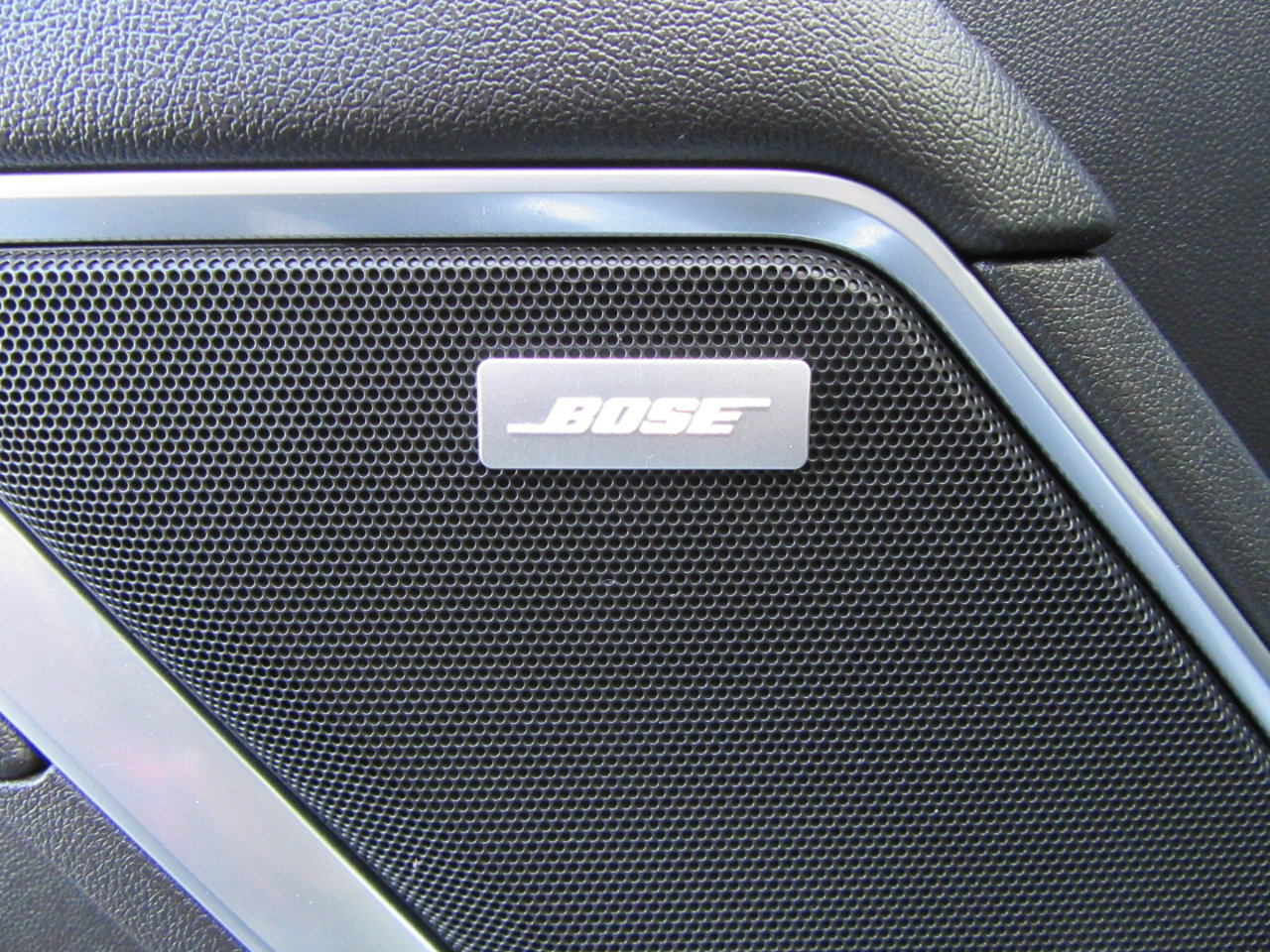 Used 2022 GMC Sierra 1500 Elevation image 28