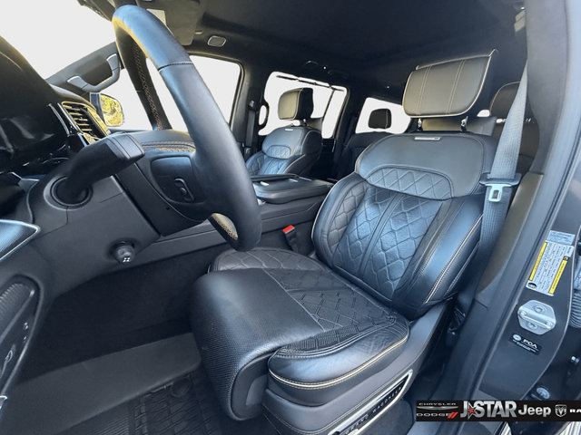 Used 2025 Jeep Grand Wagoneer Series III w/ Rear Seat Video Group 1 AWD/4WD image 10
