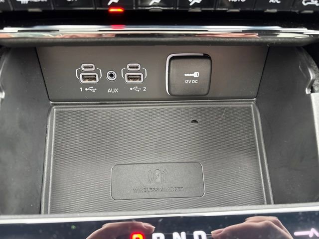 Used 2023 Jeep Grand Cherokee Summit w/ Luxury Tech Group V image 21