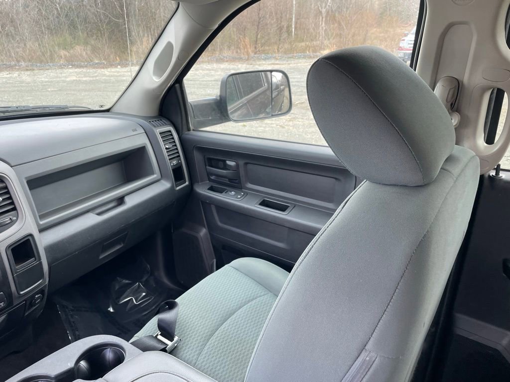 Used 2016 RAM 2500 Tradesman w/ Chrome Appearance Group image 19