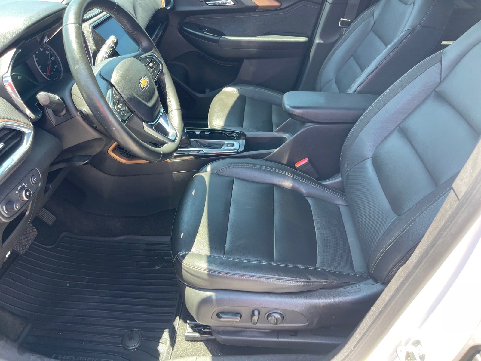 Used 2023 Chevrolet TrailBlazer ACTIV w/ Sun and Liftgate Package AWD/4WD image 10