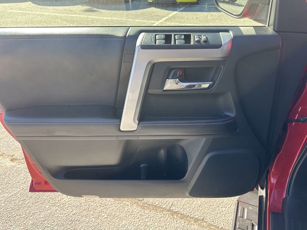 Used 2023 Toyota 4Runner SR5 image 23