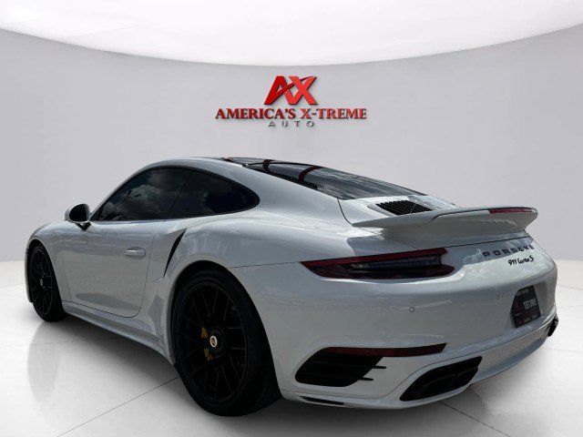 Used 2017 Porsche 911 Turbo S image 4