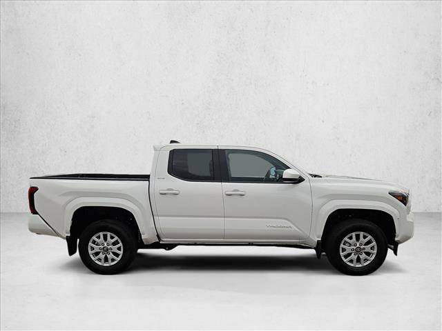 Used 2026 Toyota Tacoma SR5 w/ SR5 Upgrade Package AWD/4WD image 4