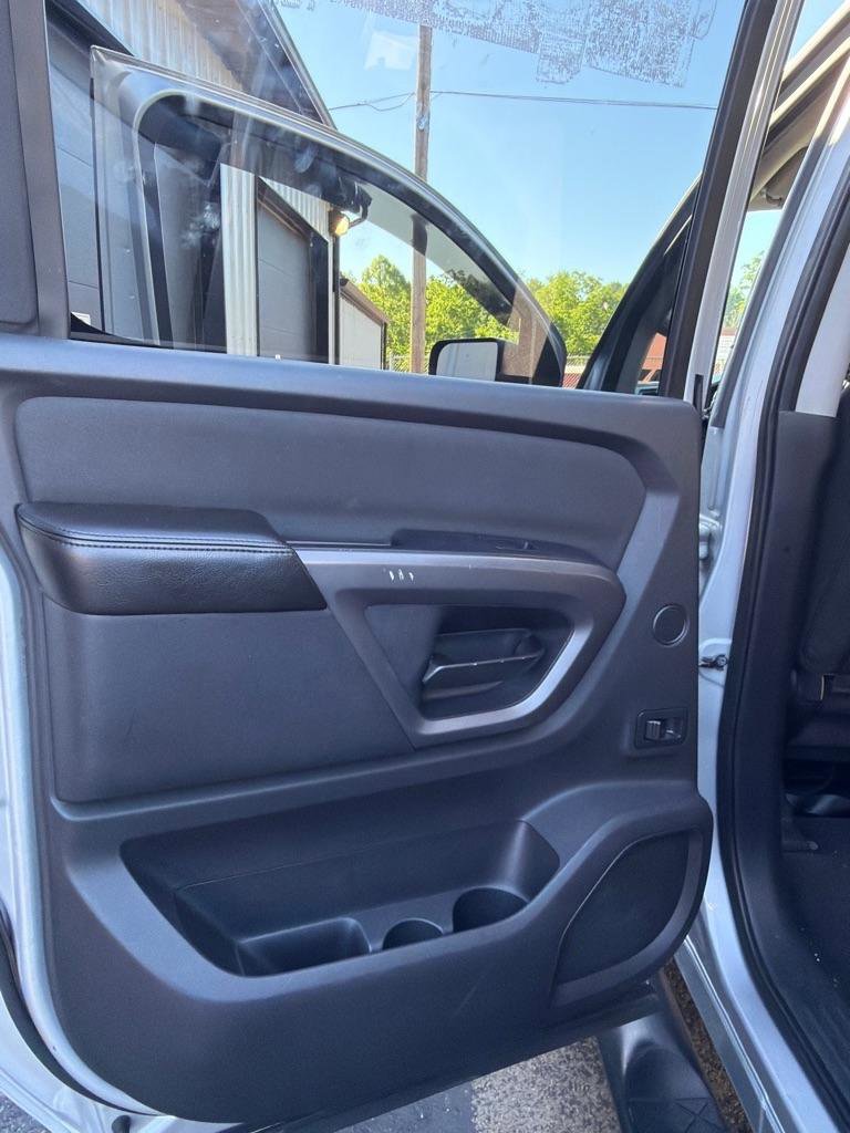 Used 2015 Nissan Titan S w/ S Popular Equipment Package AWD/4WD image 17