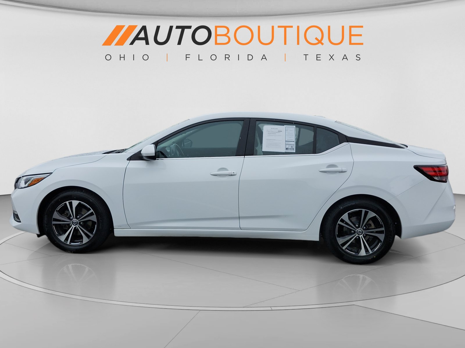 Used 2022 Nissan Sentra SV w/ Trunk Package FWD image 2
