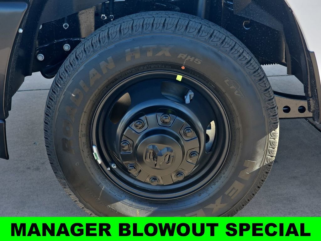 New 2026 RAM 3500 Tradesman AWD/4WD image 36