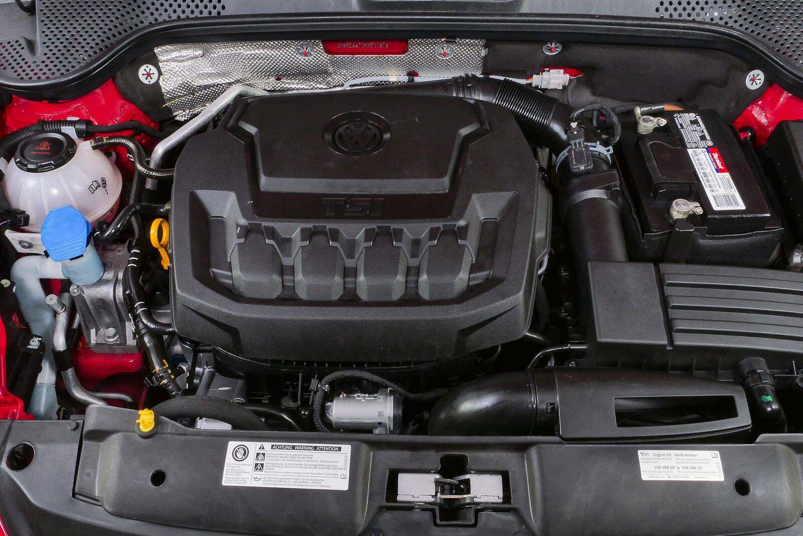 Used 2019 Volkswagen Beetle 2.0T SE w/ SE Premium Package FWD image 36