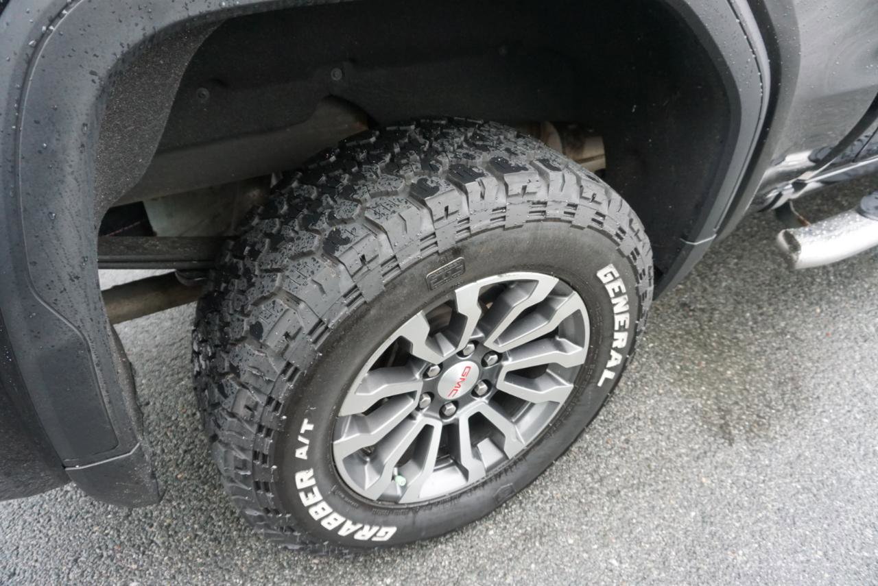 Used 2020 GMC Sierra 1500 AT4 w/ AT4 Preferred Package AWD/4WD image 7