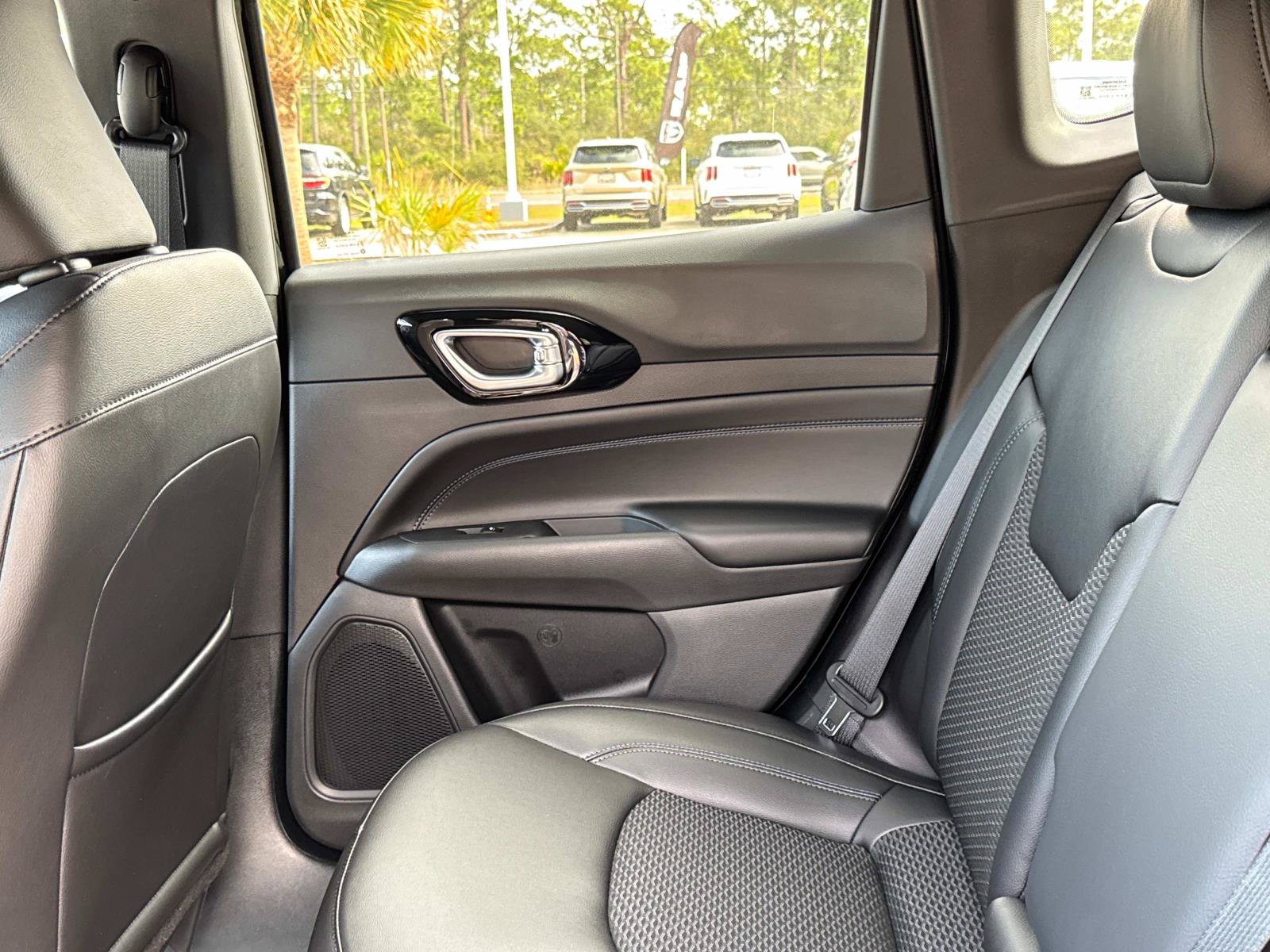 New 2026 Jeep Compass Latitude AWD/4WD image 14