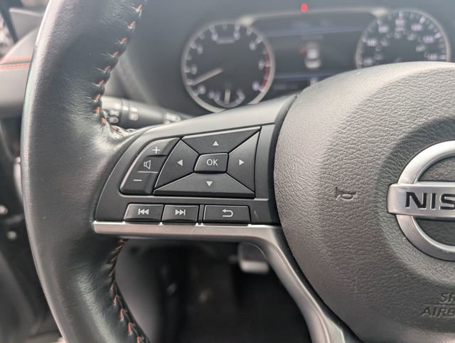 Used 2022 Nissan Sentra SR w/ Lighting Package FWD image 16