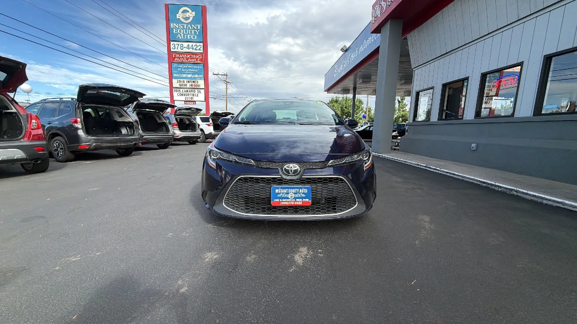 Used 2021 Toyota Corolla XLE w/ Carpet Mat Package (TMS) FWD image 8