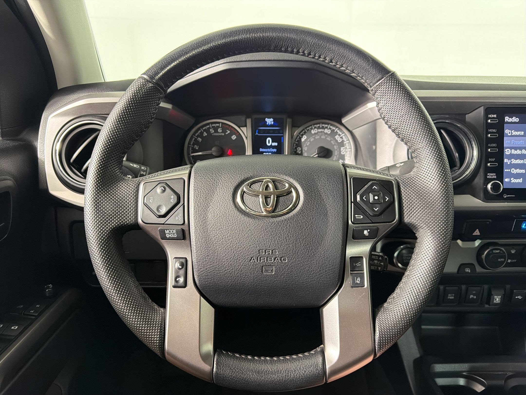 Used 2023 Toyota Tacoma SR5 RWD image 15
