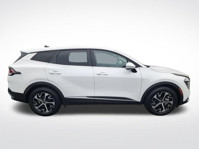 Used 2025 Kia Sportage EX FWD image 6