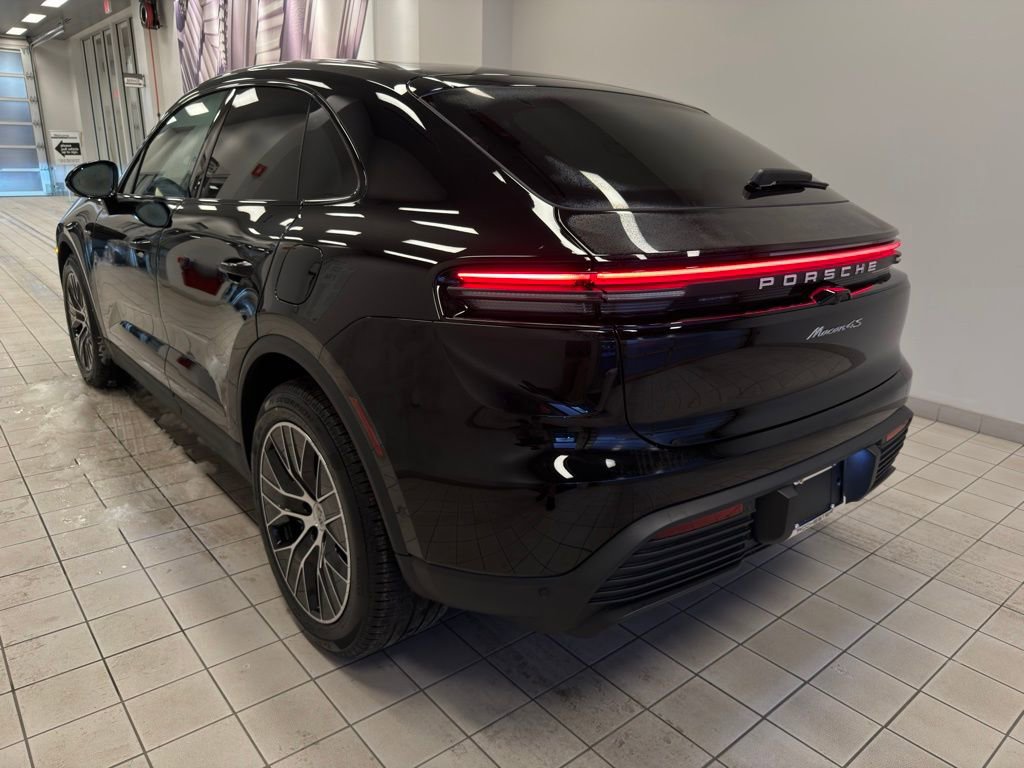 New 2025 Porsche Macan 4S Electric image 3