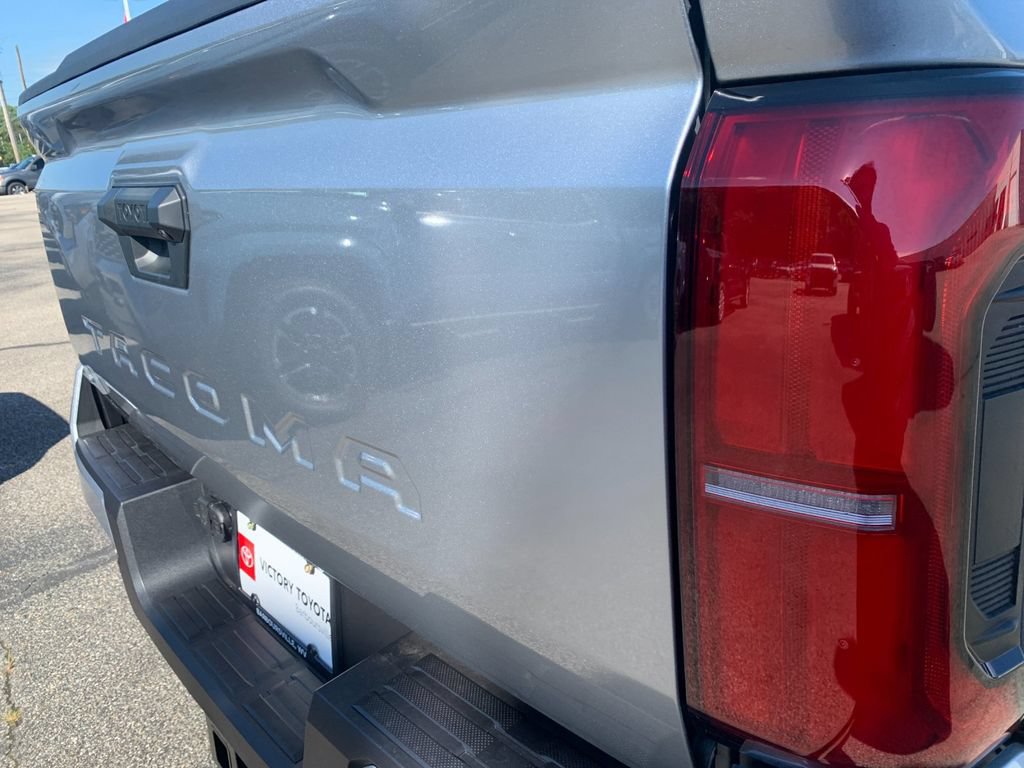 New 2026 Toyota Tacoma SR5 AWD/4WD image 31