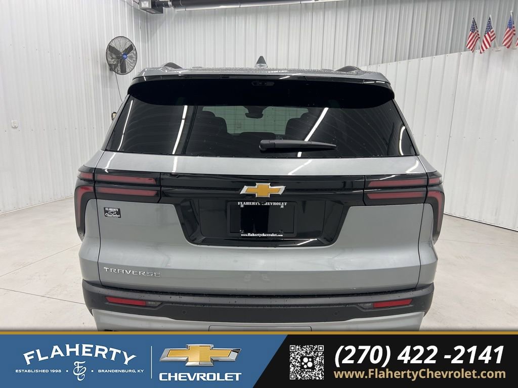 New 2026 Chevrolet Traverse LT w/ Driver Confidence Package image 4