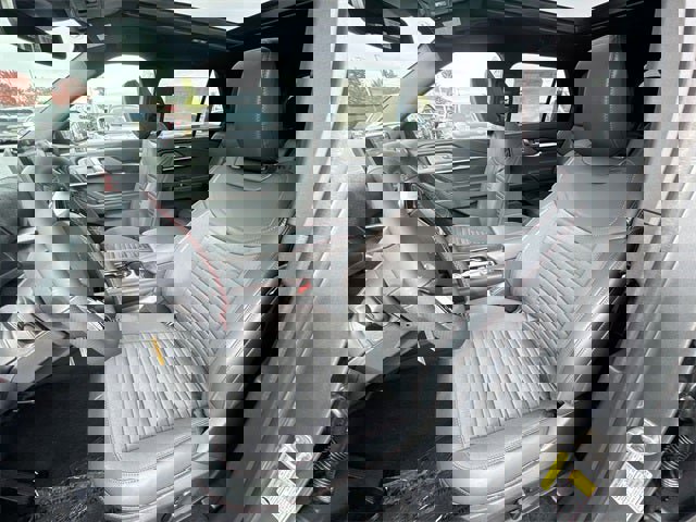 New 2026 Ford Explorer ST-Line w/ ST-Line Street Pack image 11