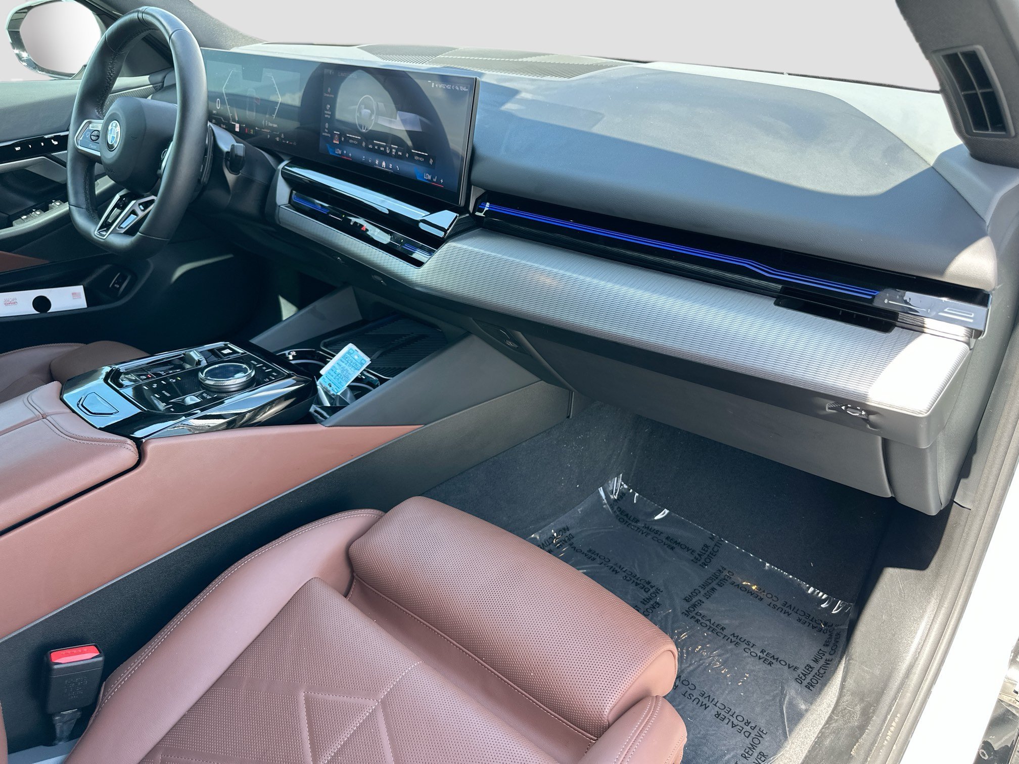 Used 2025 BMW 530i w/ M Sport Package RWD image 30