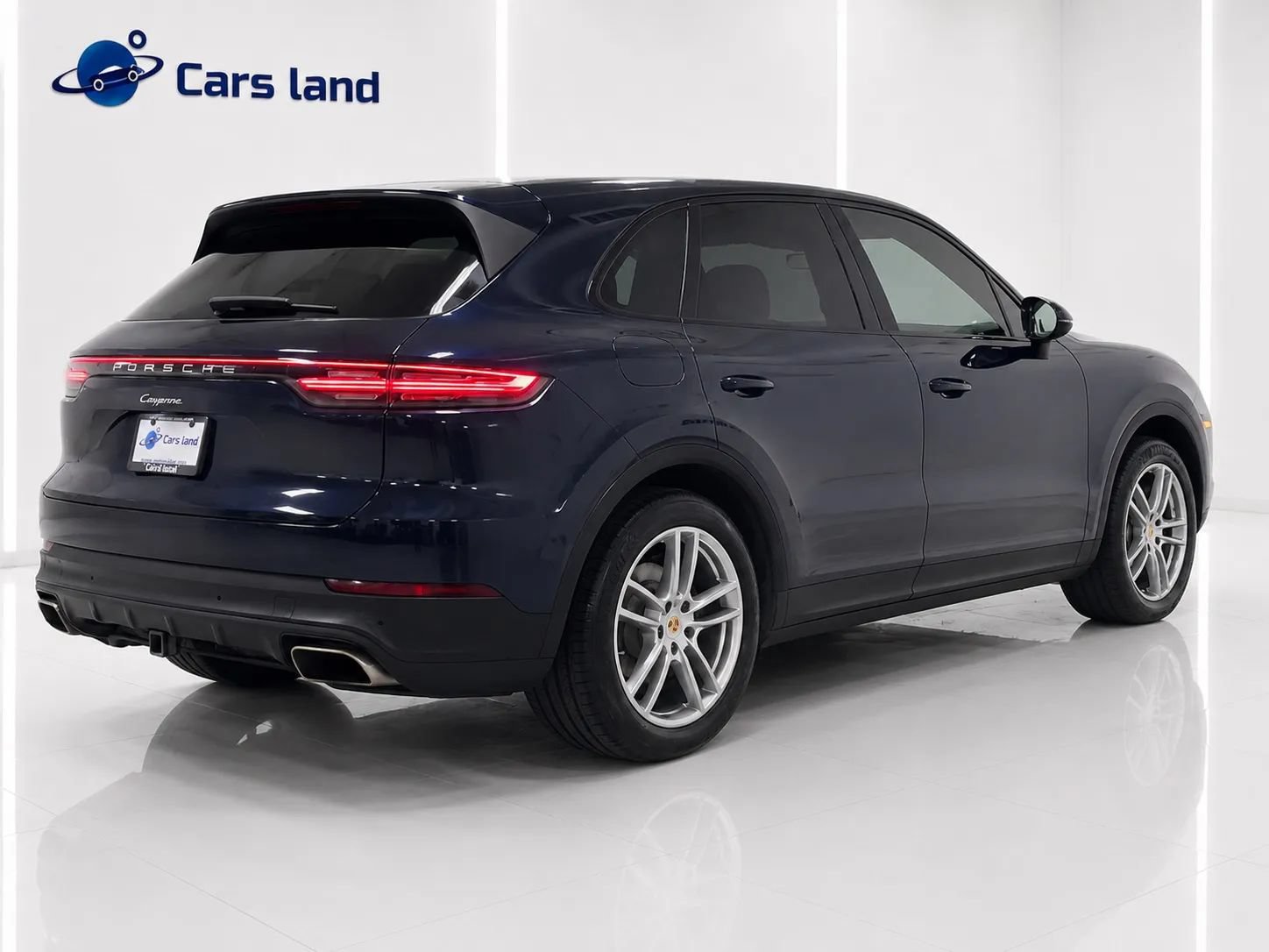 Used 2019 Porsche Cayenne AWD/4WD image 3