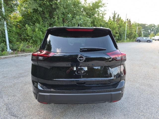 New 2026 Nissan Rogue Dark Armor AWD/4WD image 6