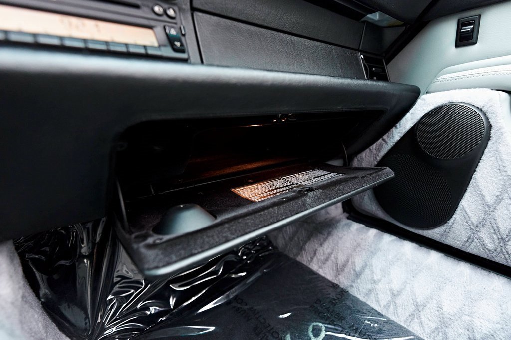 Used 1996 Porsche 911 Turbo image 62