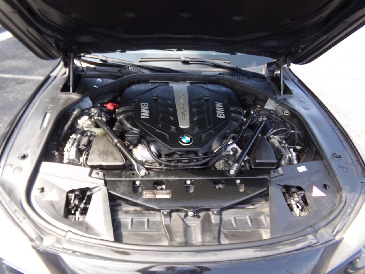 Used 2013 BMW 750Li RWD image 35