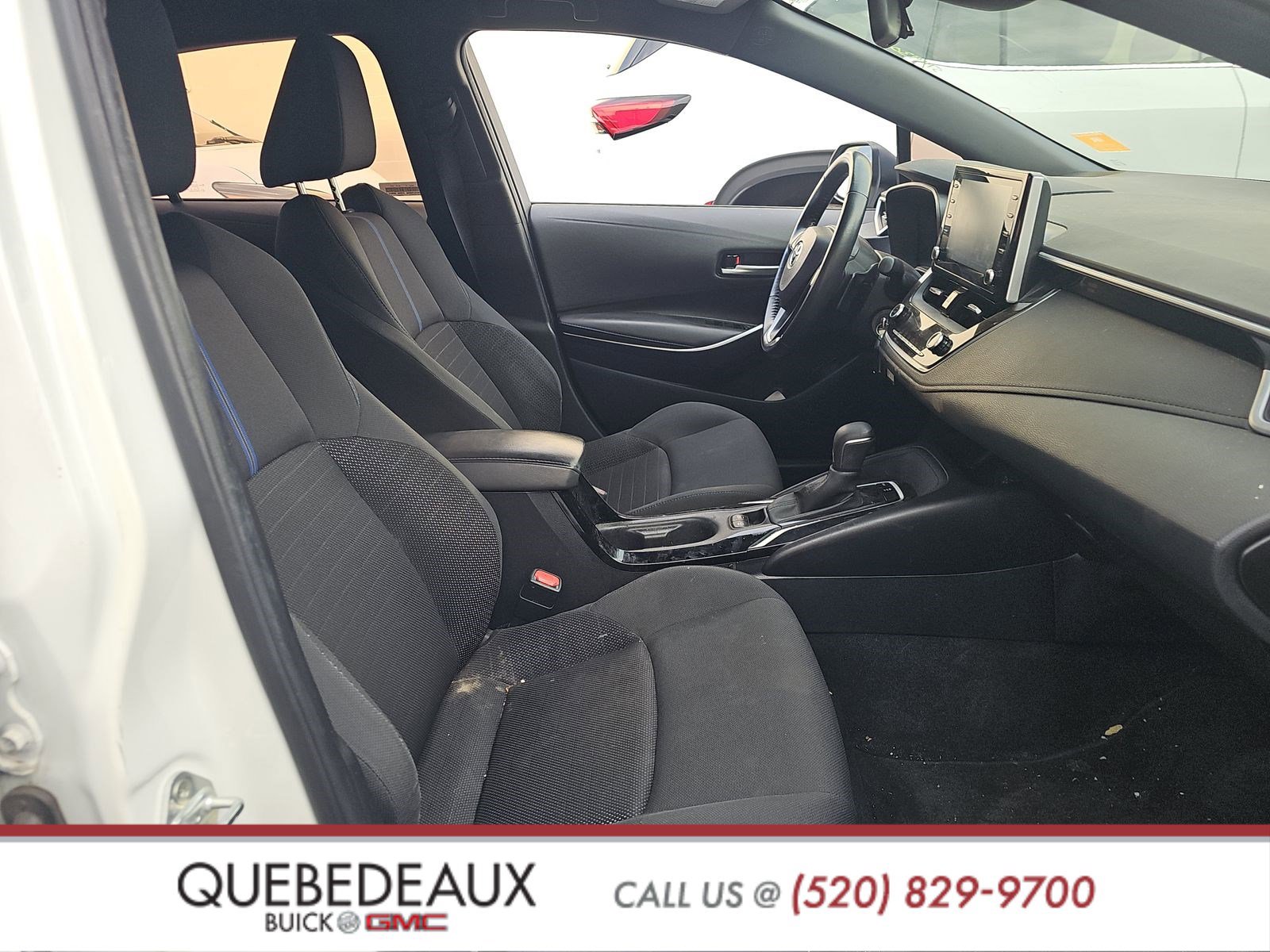 Used 2020 Toyota Corolla SE w/ Carpet Mat Package (TMS) image 8