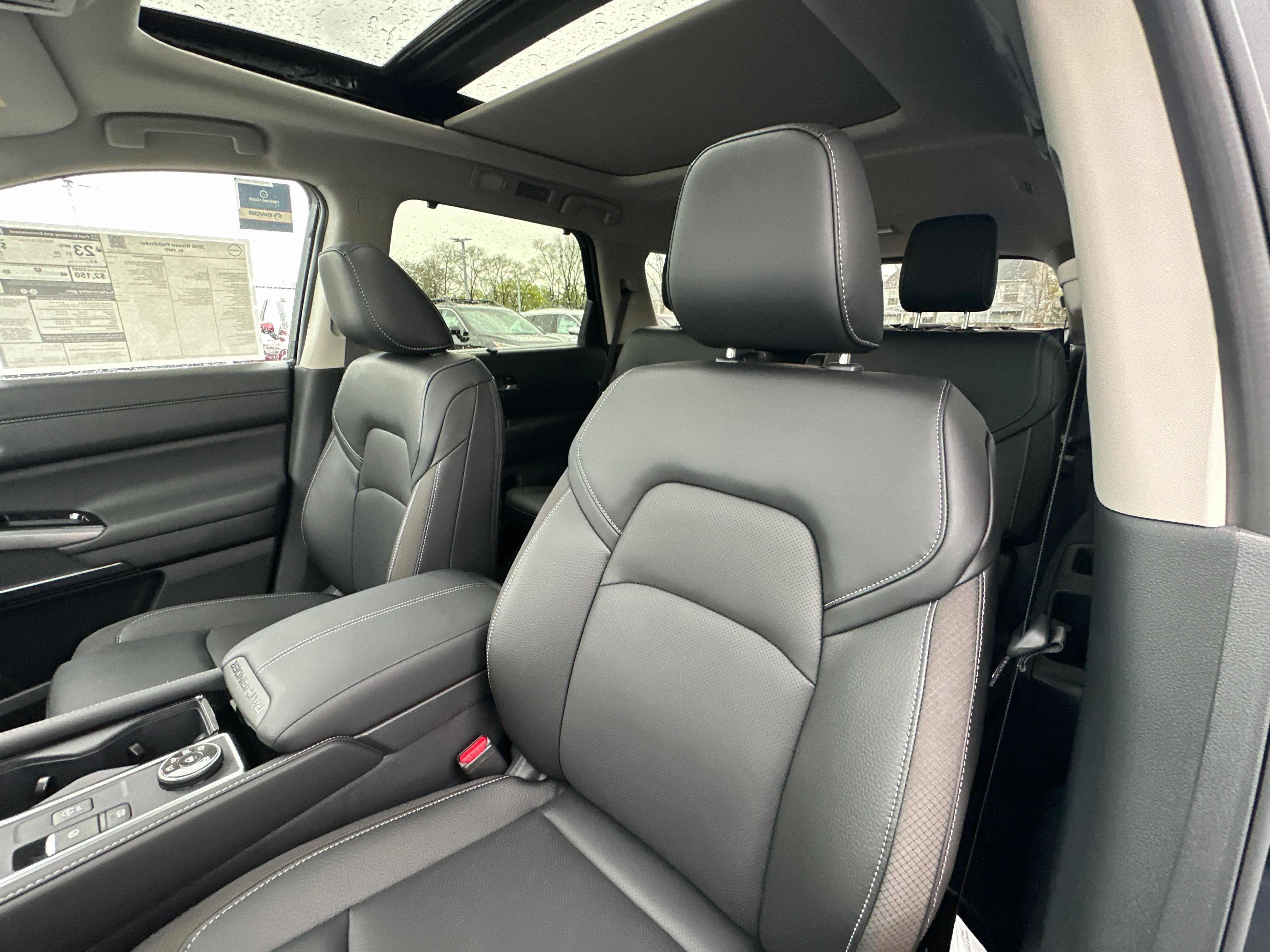 New 2026 Nissan Pathfinder SL w/ SL Premium Package AWD/4WD image 26