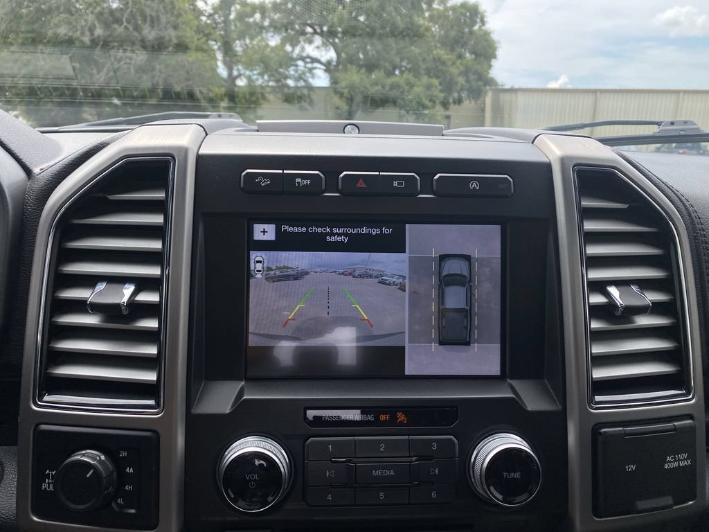 Used 2018 Ford F150 Platinum w/ Equipment Group 701A Luxury AWD/4WD image 24