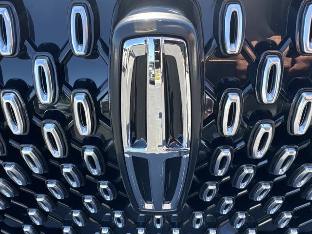 New 2026 Lincoln Aviator 2WD image 7