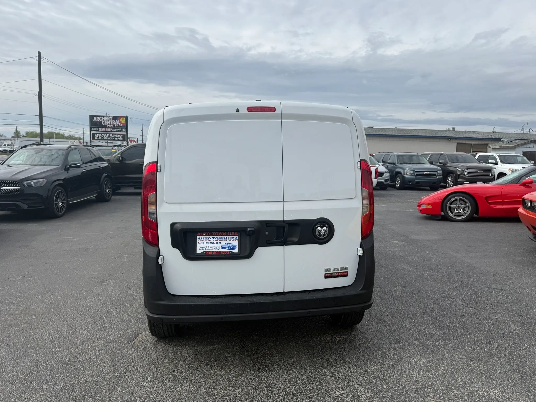 Used 2020 RAM ProMaster City Tradesman image 4