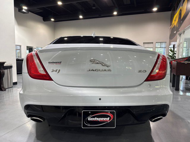 Used 2016 Jaguar XJ R-Sport RWD image 38