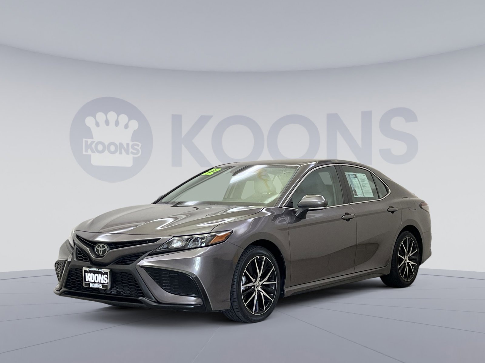 Used 2022 Toyota Camry SE
