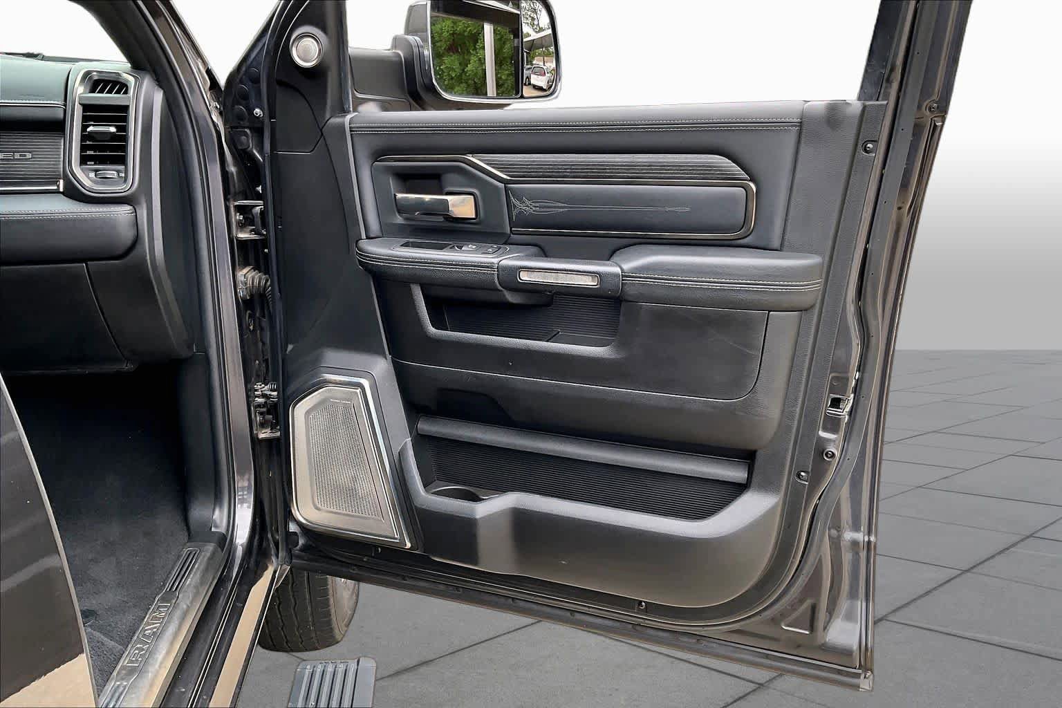 Used 2019 RAM 3500 Limited AWD/4WD image 22
