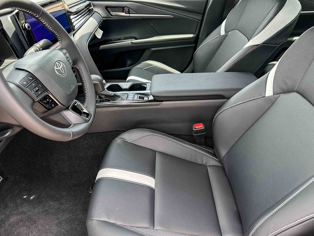Used 2026 Toyota Camry LE FWD image 9