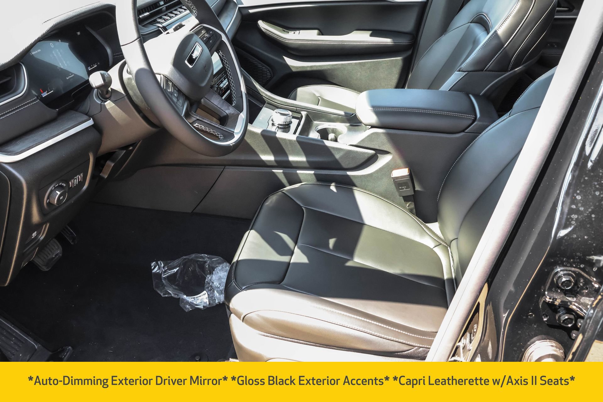 New 2025 Jeep Grand Cherokee Limited w/ Luxury Tech Group II image 5