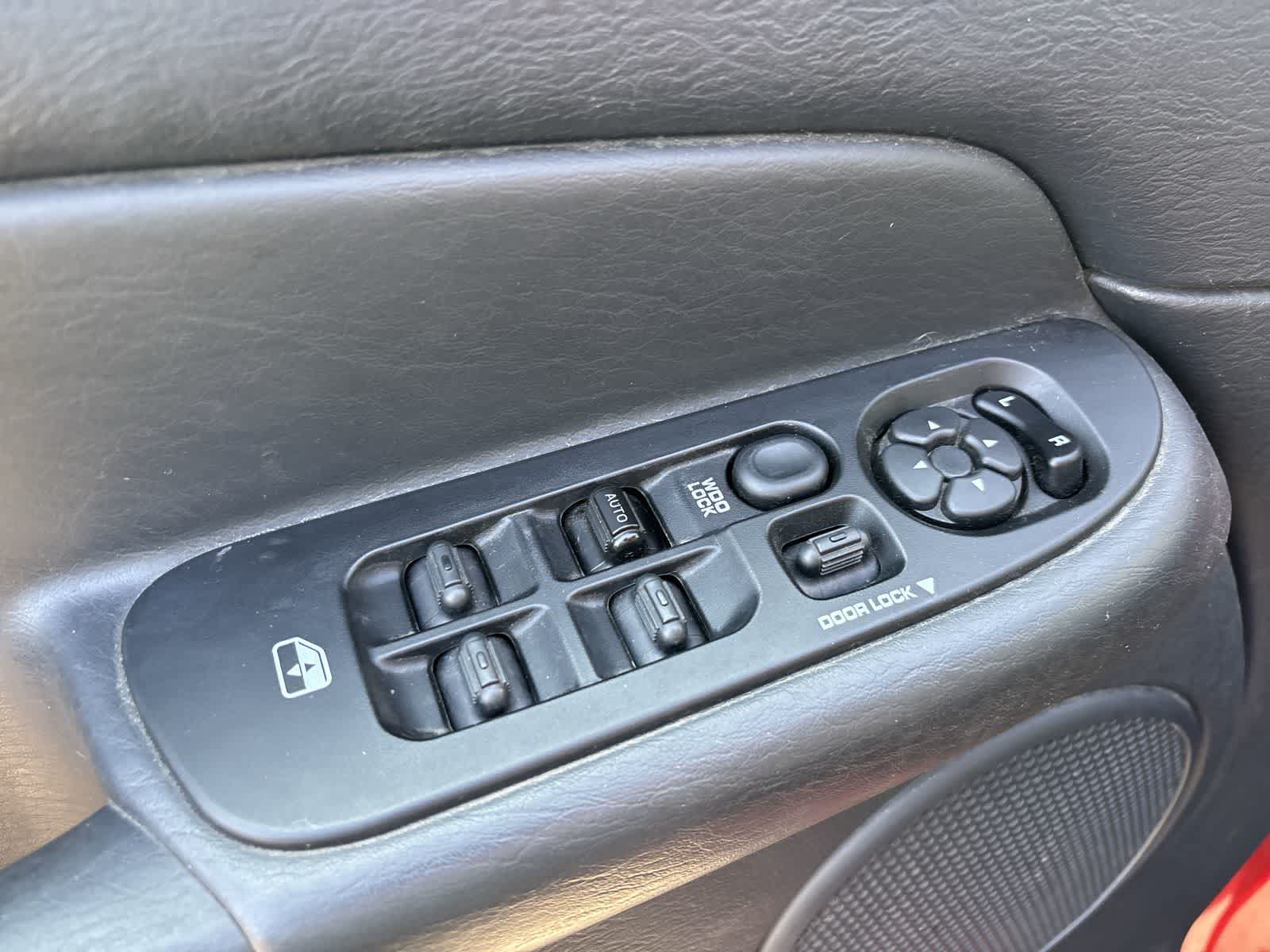 Used 2003 Dodge Ram 2500 Truck SLT AWD/4WD image 10