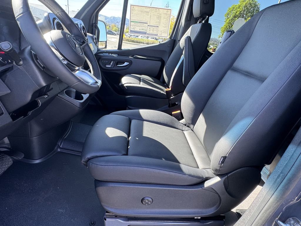 New 2026 Mercedes-Benz Sprinter 2500 image 23