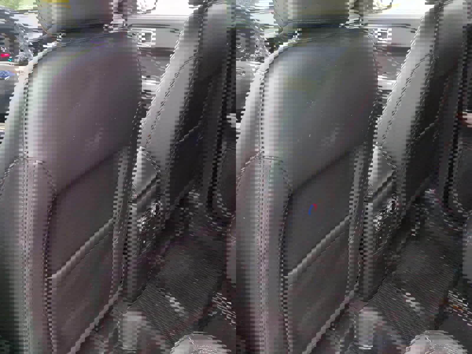 Used 2022 Ford Explorer XLT w/ Equipment Group 202A image 18