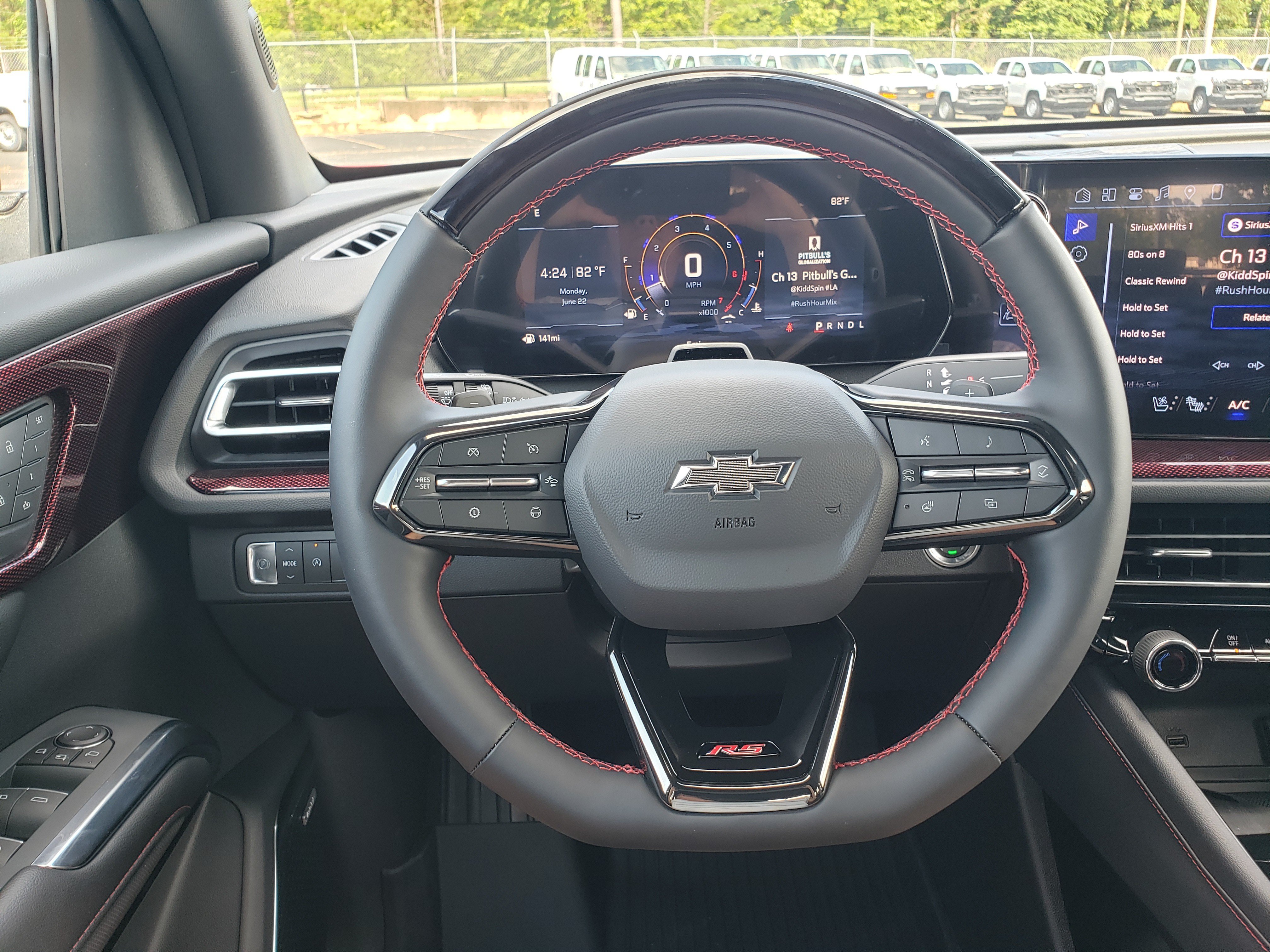 New 2026 Chevrolet Traverse RS w/ LPO, Floor Liner Package FWD image 18